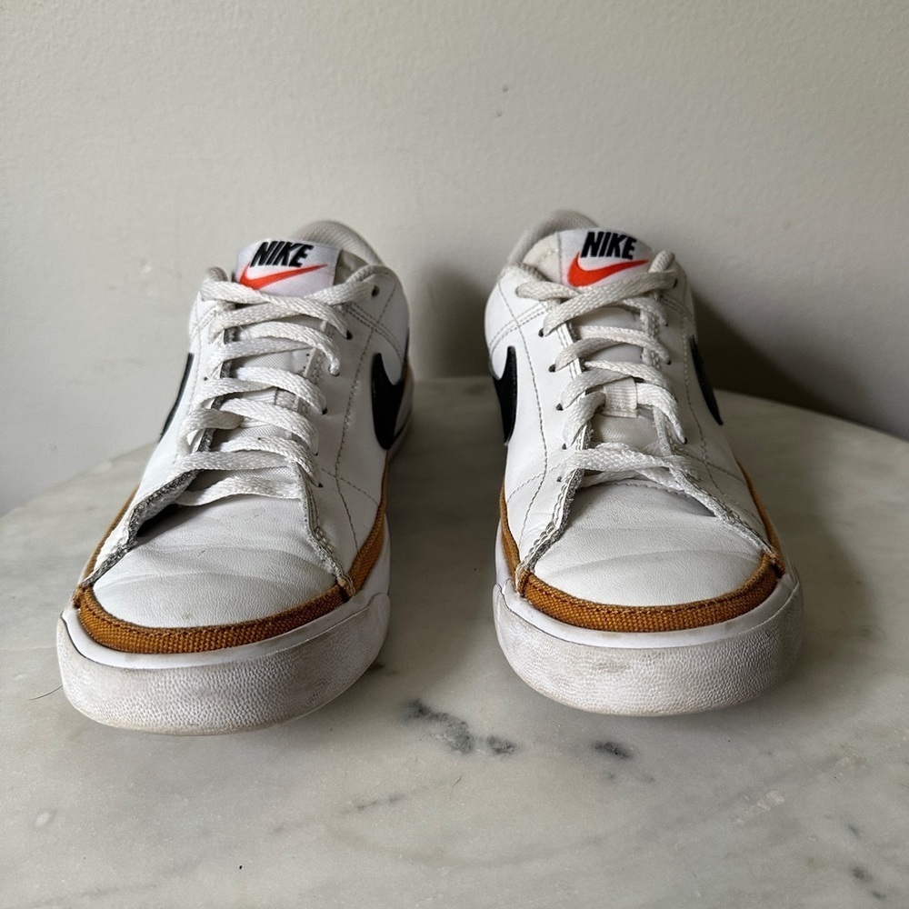 Nike Court Legacy 3.5Y White Sneakers with Black Swoosh and Brown Accents - Picture 4 of 8